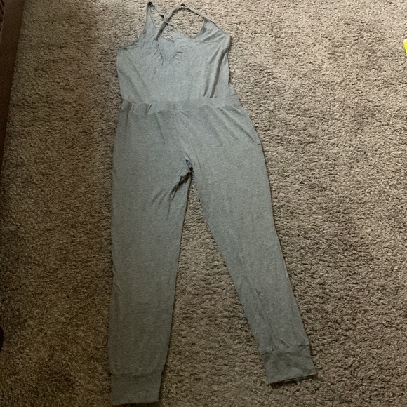 Pam and Gela gray jumpsuit - Picture 5 of 5